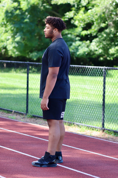 UNDERRATED BLACK T-SHIRT